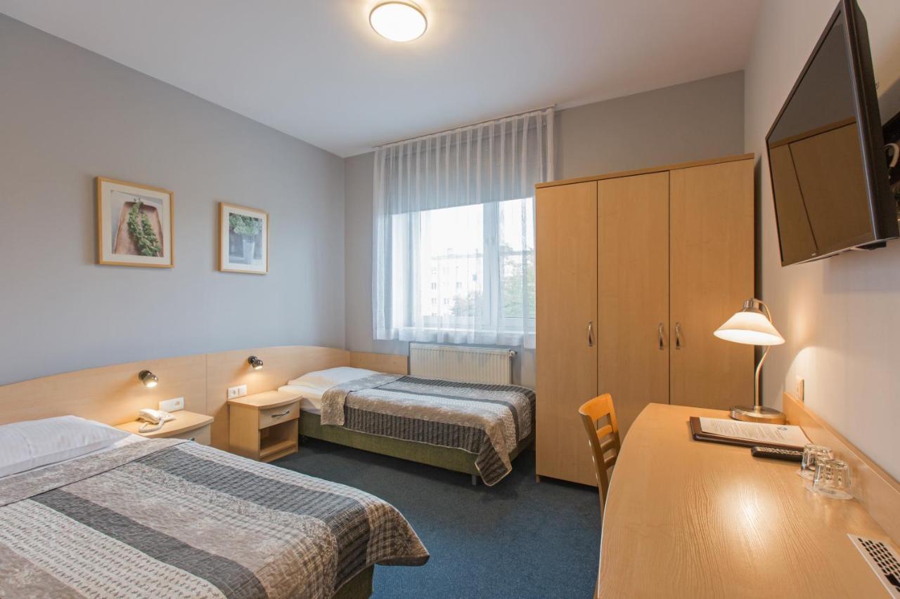Hotel Labedy Γκλίβιτσε Εξωτερικό φωτογραφία