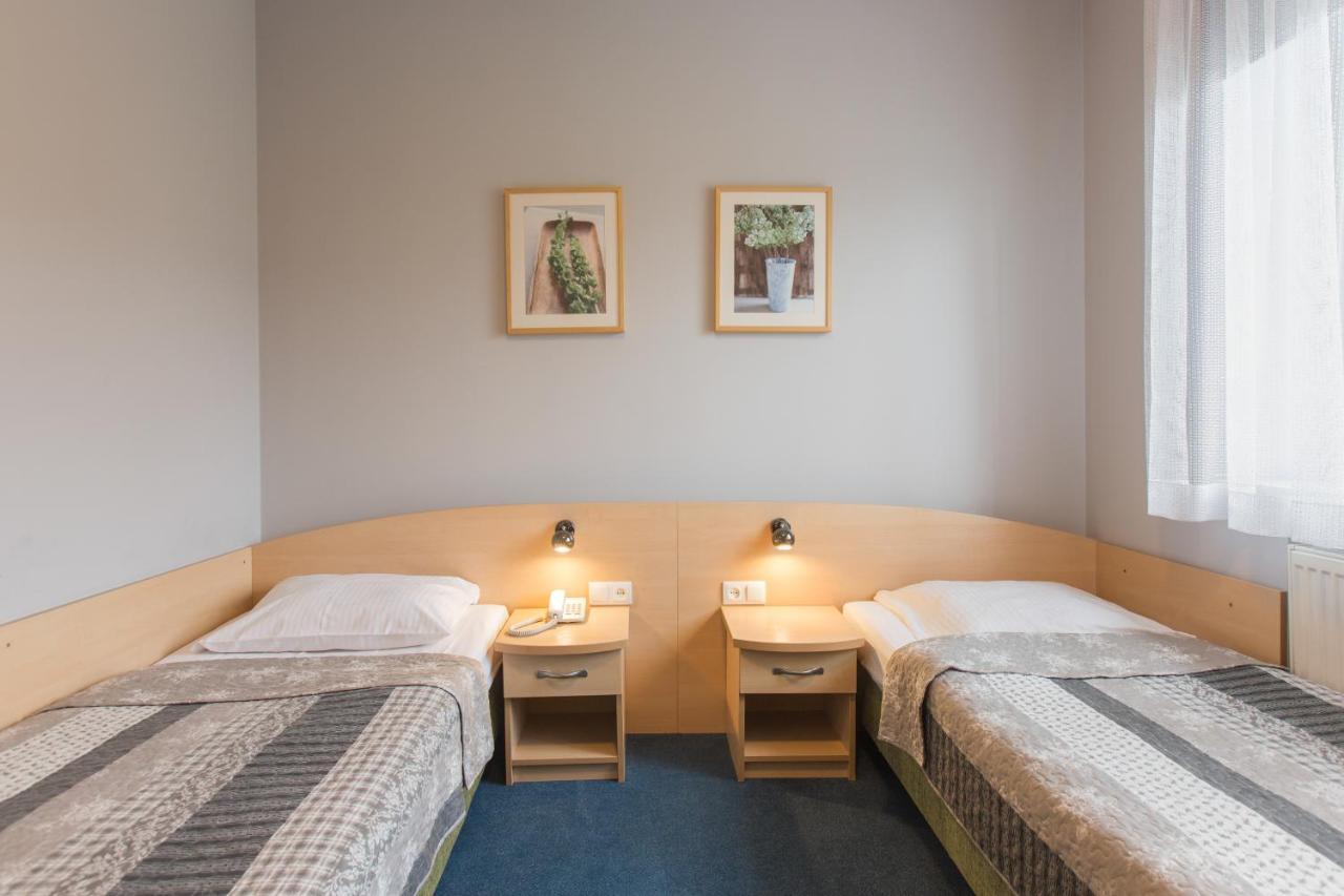 Hotel Labedy Γκλίβιτσε Εξωτερικό φωτογραφία