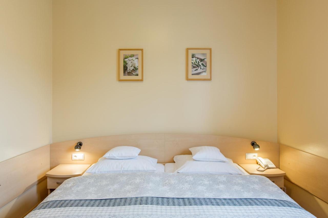 Hotel Labedy Γκλίβιτσε Εξωτερικό φωτογραφία