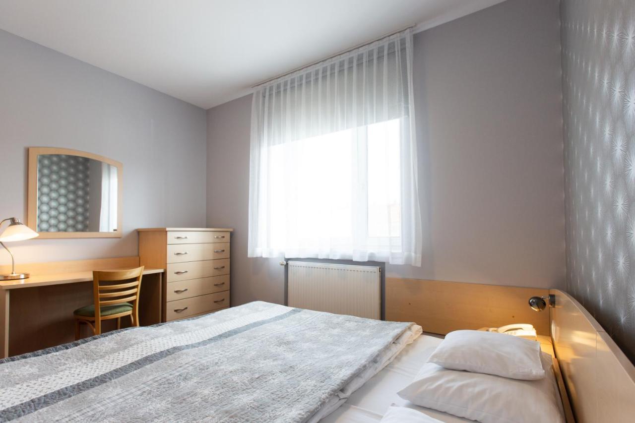 Hotel Labedy Γκλίβιτσε Εξωτερικό φωτογραφία